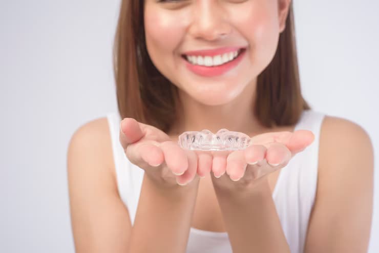 5 Reasons Clear Aligners Are Better Than Traditional Braces in Medford